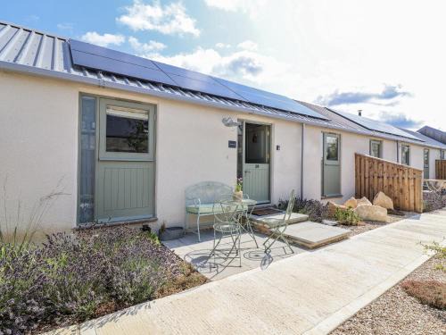 Burford House | The Little Loft