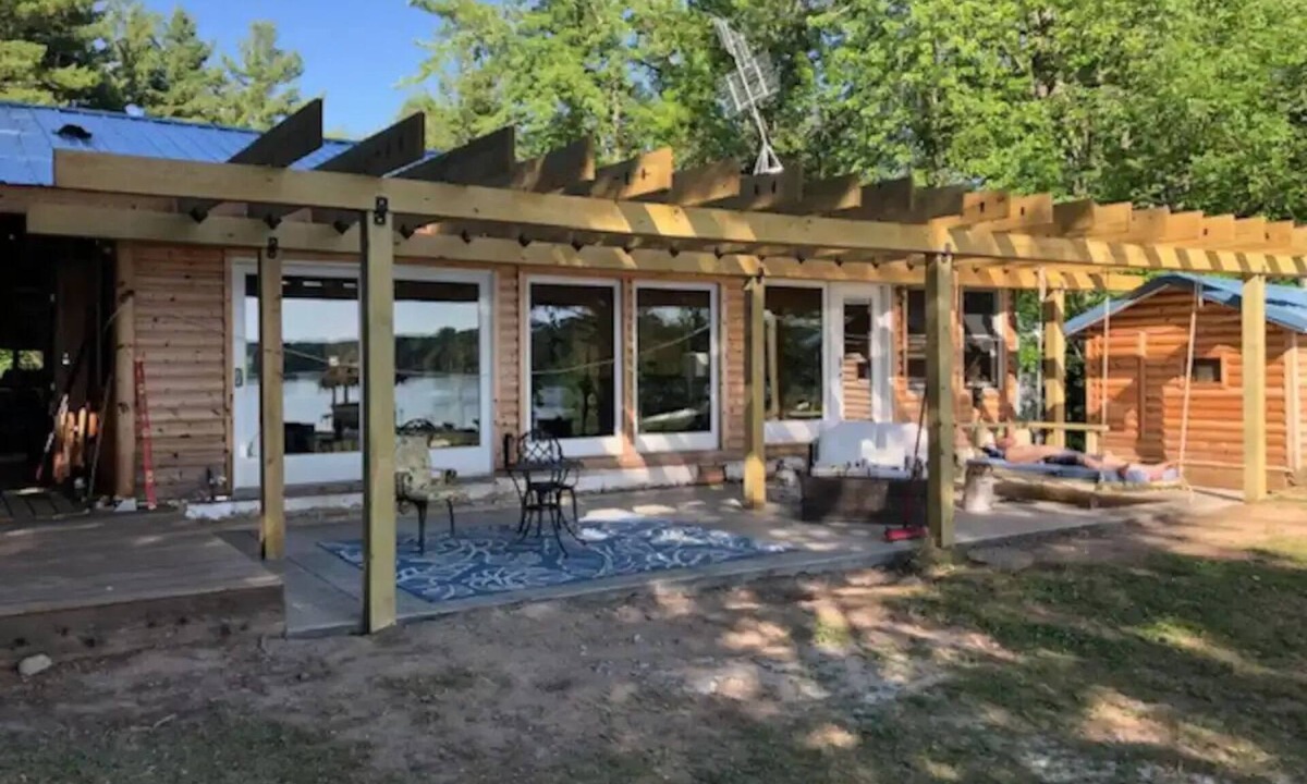 Turtle Lake Cabin | The Little Ottern