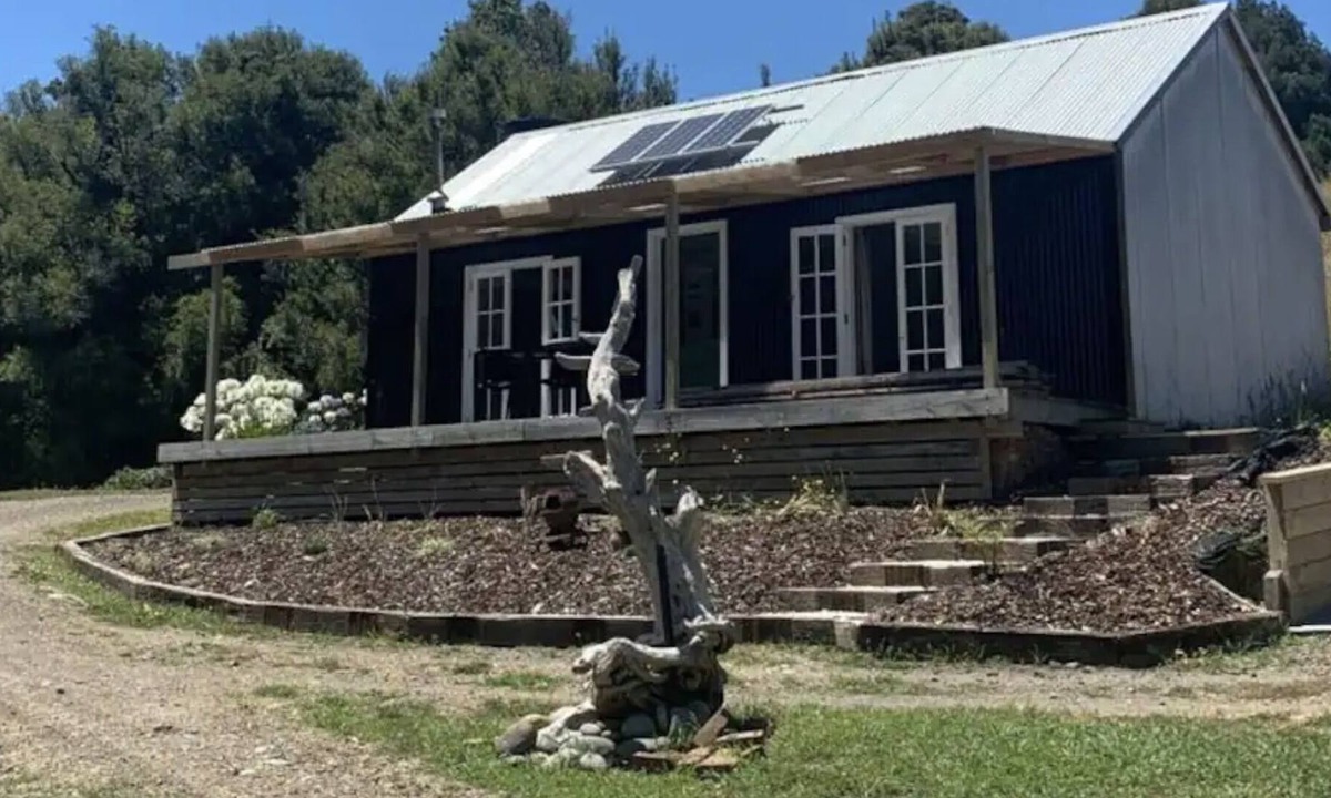 Onaero Cabin | The Little Prairie