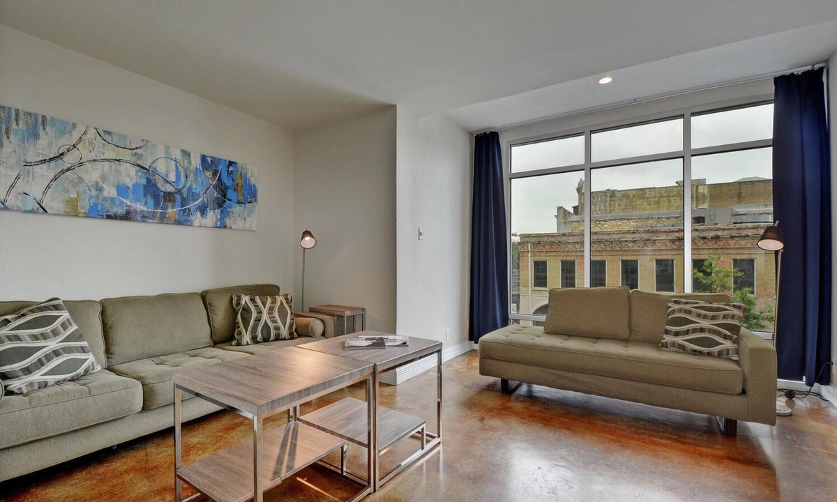 Downtown Austin Apartment | The Littlefields by Lodgewell | Chic Loft | A2