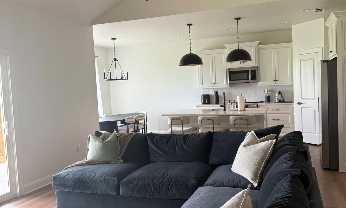 Abilene House | The Live Oak Lodge - Located on Hole 9 of the Live Oak Golf Course