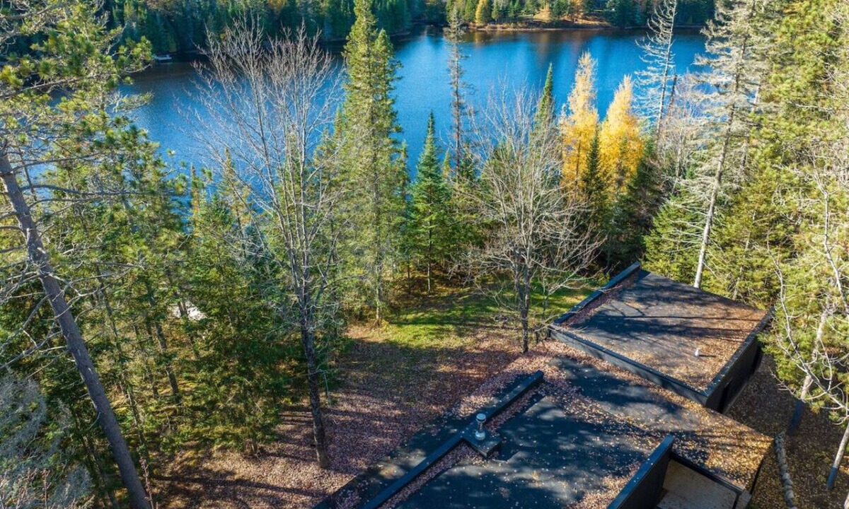 Saint-Alphonse-Rodriguez House | The LoveShack |Hot Tub | Front Lake