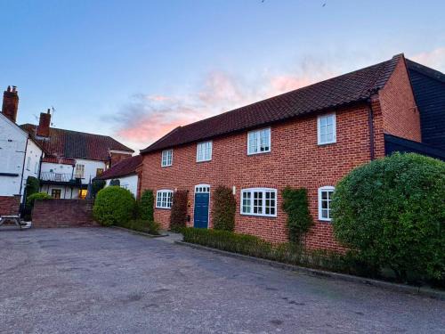 Loddon Bed & Breakfast | The Loddon Swan