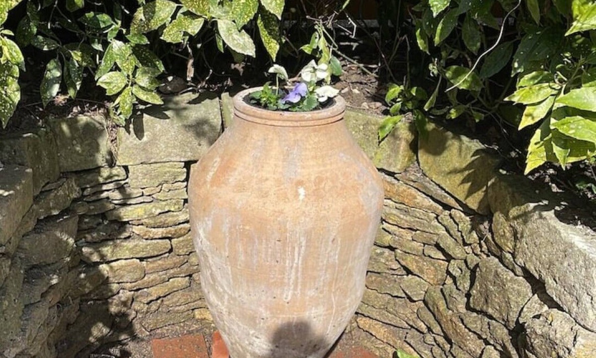 Atworth Cabin | The Lodge - a tranquil escape