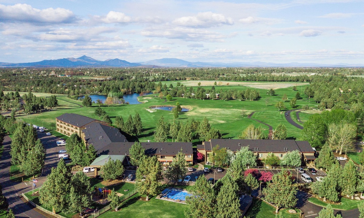 Redmond Resort | The Lodge at Eagle Crest Resort