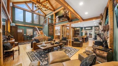 Townsend House | The Lodge at Genesis Ranch