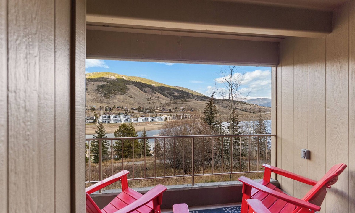 Dillon Apartment | The Lodge at Lake Dillon #111 by Summit County Mountain Retreats