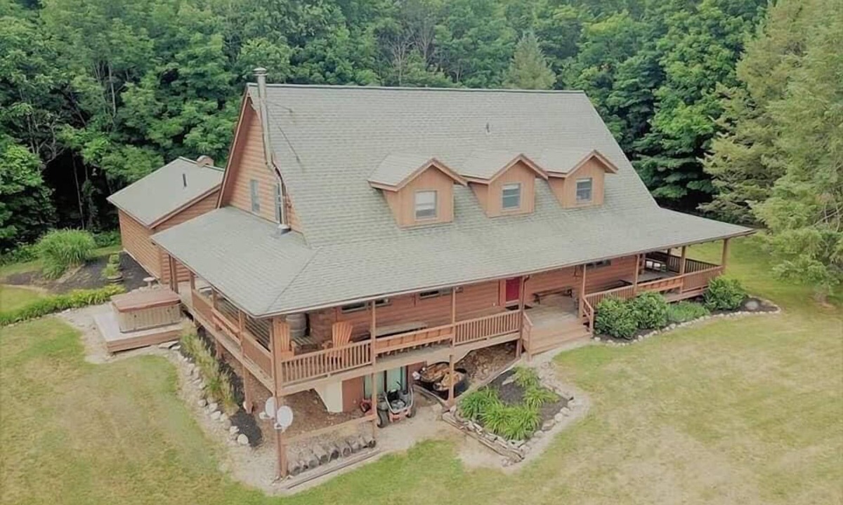 Naples House | The Lodge at Mountain View Meadow