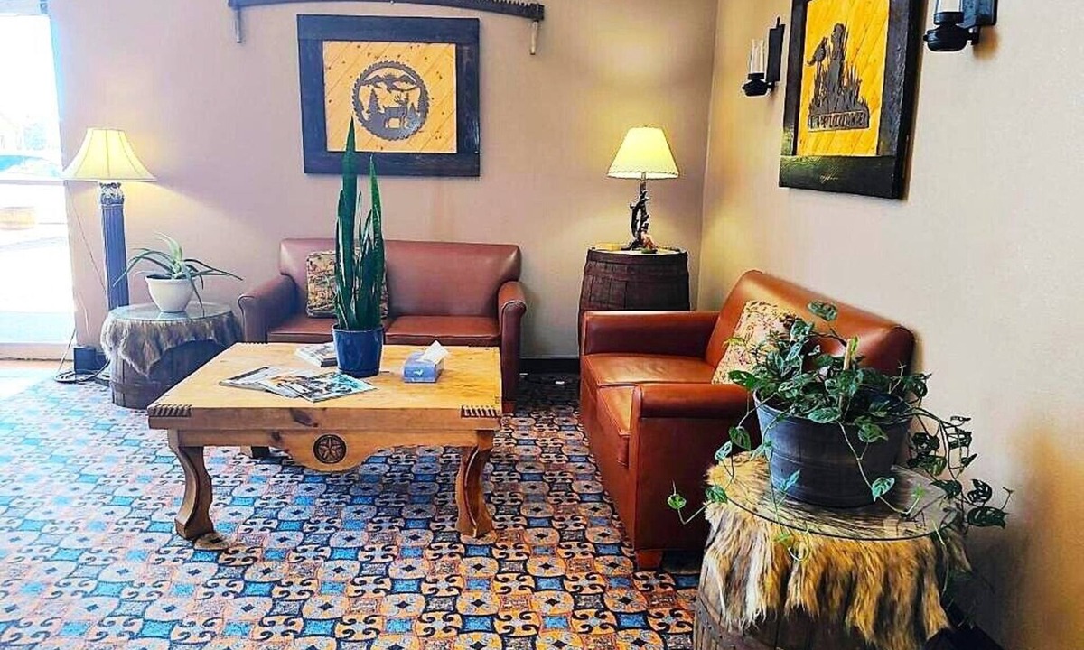 Russell Hotel | The Lodge at Russell