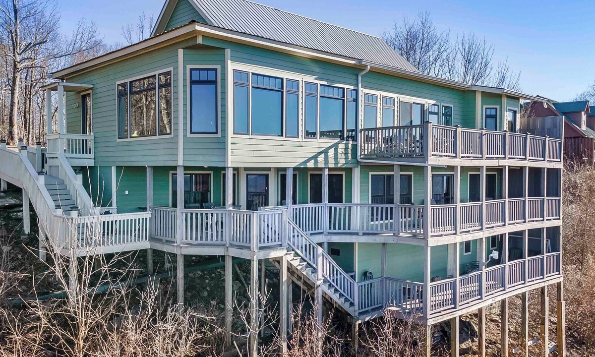 Mentone Cabin | The Lodge in Mentone.
