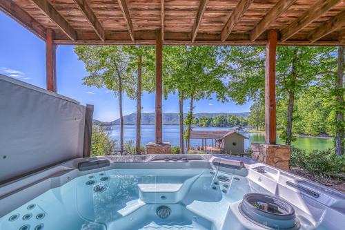 Huddleston House | The Lodge on Smith Mountain Lake - Lakefront cabin w/dock, hot tub & pool table