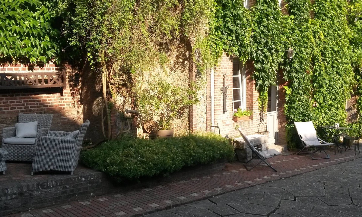 Forges-les-Eaux Cottage | The lodging of the largest beech