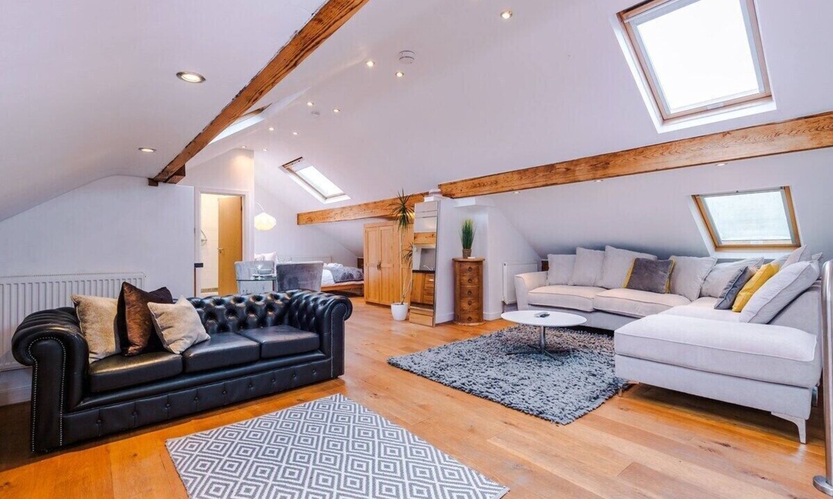 Cheadle Hulme Apartment | The Loft Apartment | Cheadle