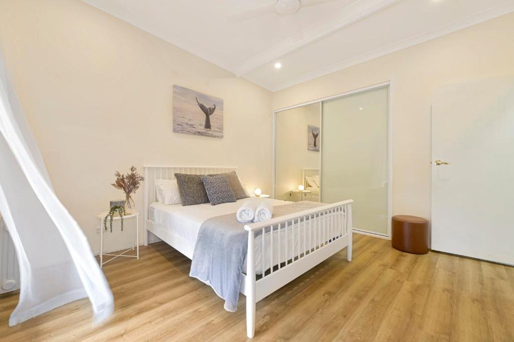 Scotts Head Apartment | The Loft at Scotts