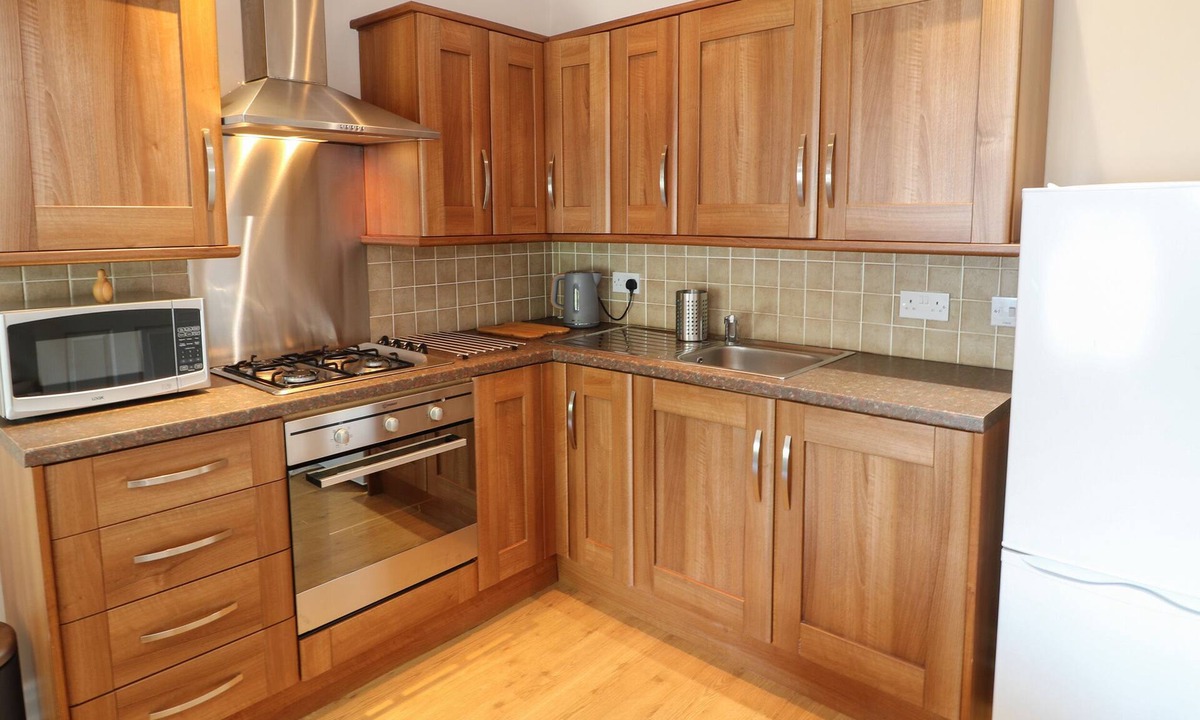 Littleborough Cottage | The Loft at the Lake