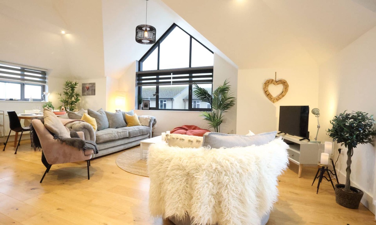 Wittering Apartment | The Loft - Bracklesham Bay
