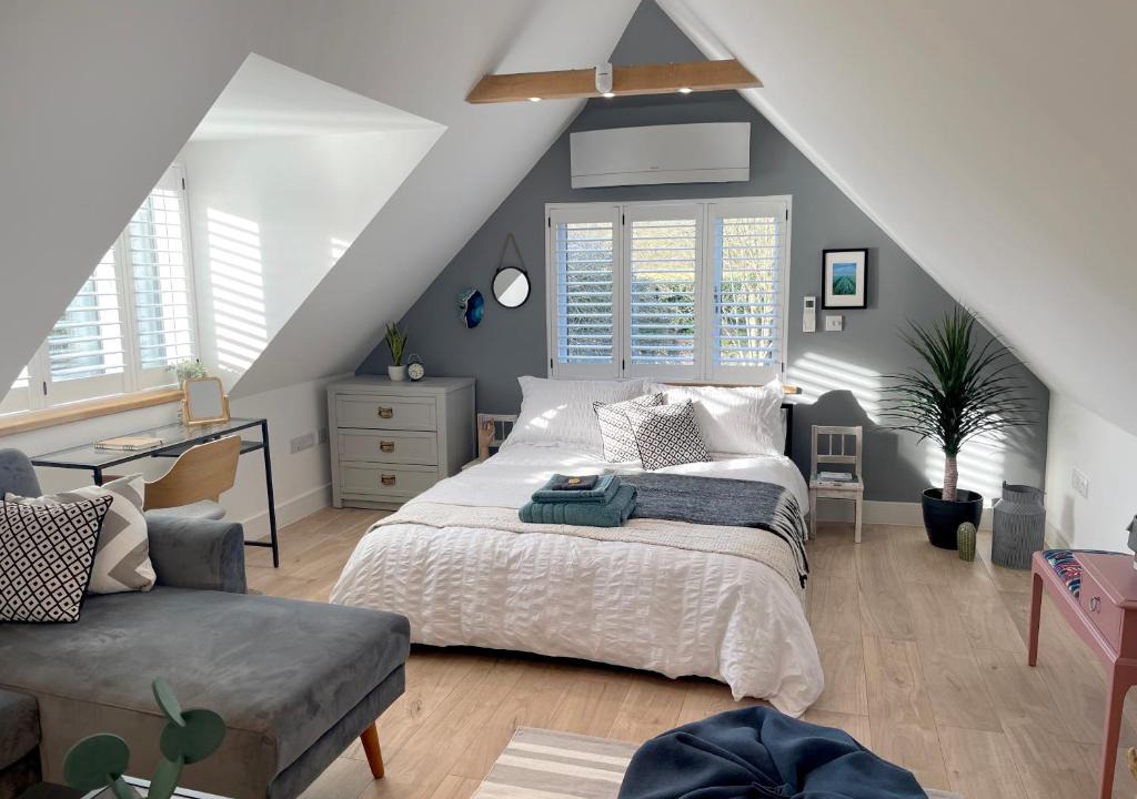 Chiddingstone Apartment | The Loft Hatch