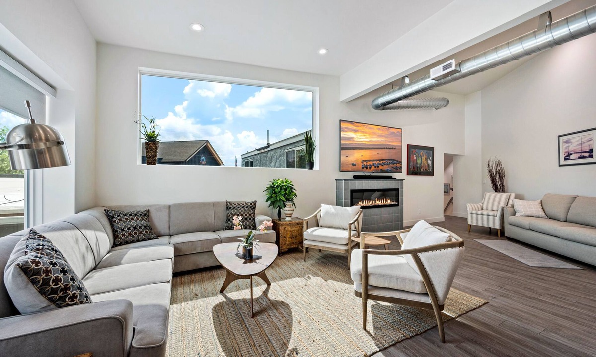 Egg Harbor Apartment | The Loft – Pet-Friendly Egg Harbor Rental
