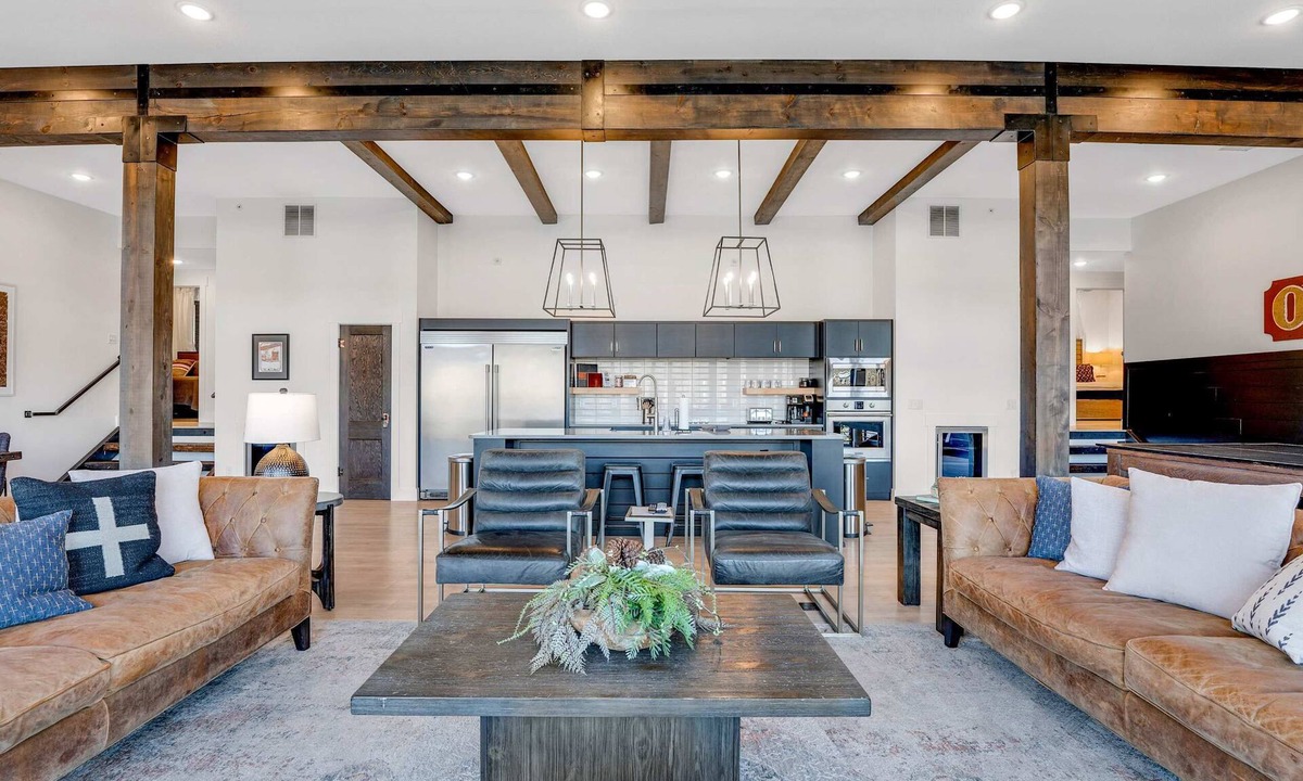 Osage Beach Apartment | The Lofts at 1932 Reserve! Pool, Hot tub! Sleep 47