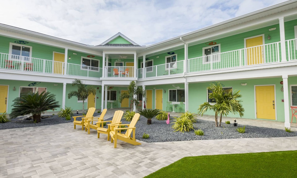 St. Pete Beach Hotel | The Lofts at St. Pete Beach