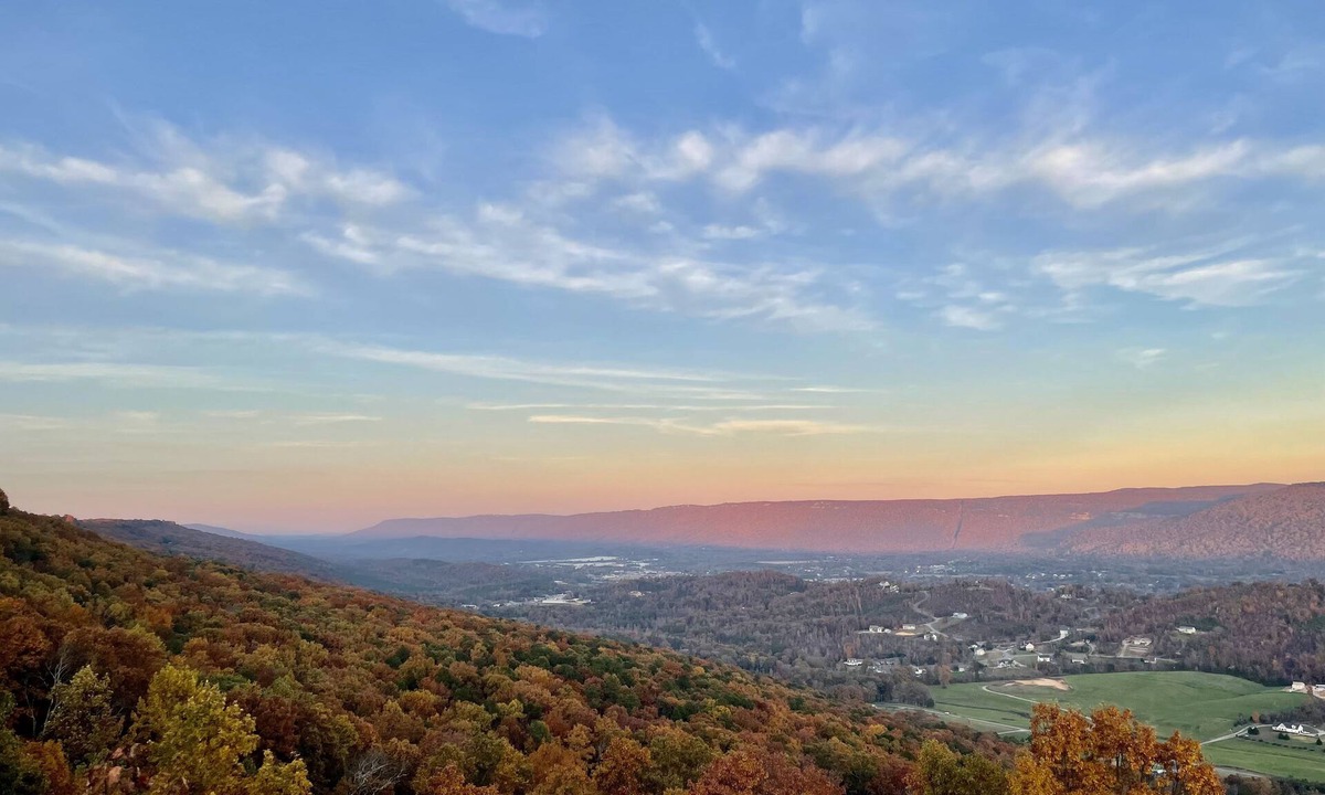 Trenton House | The Longview Deluxe