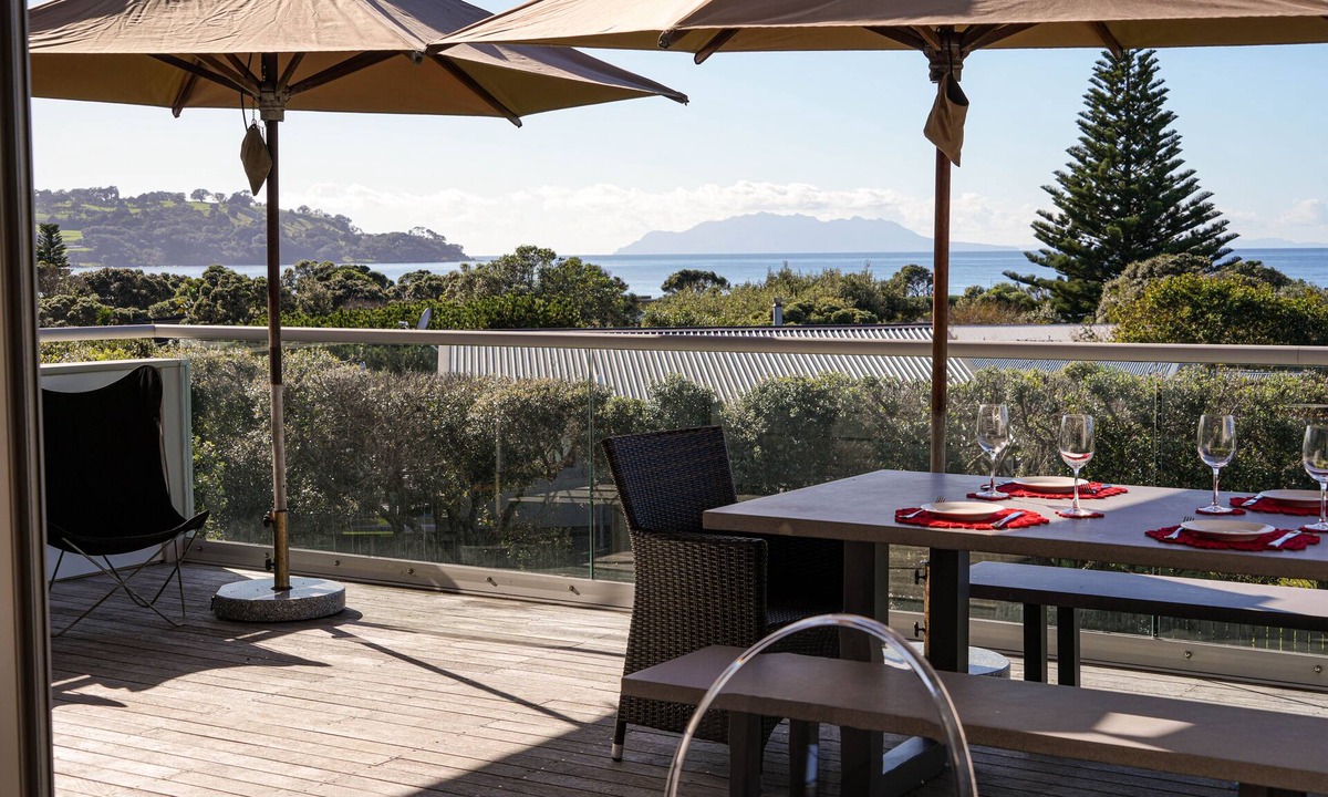 Omaha House | The Look Out at Omaha