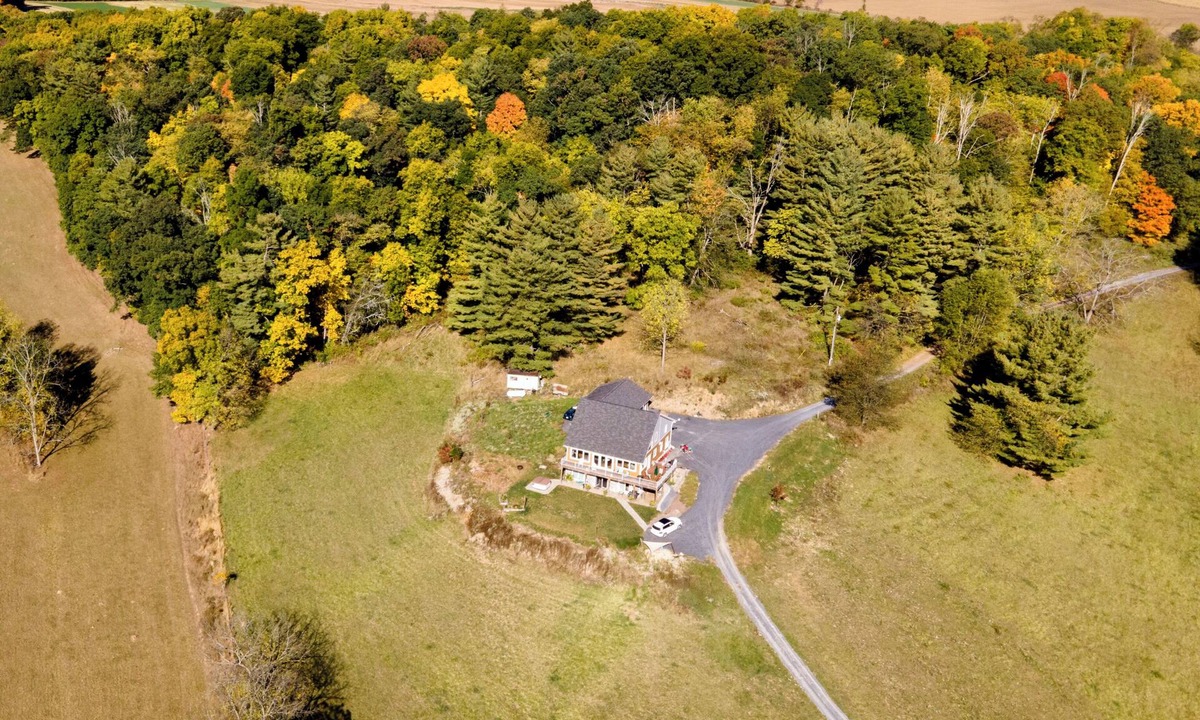 Spring Mills House | The Lookout at Buckleberry View, EV Charging