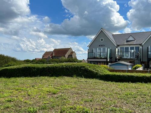 Mundesley House | The Lookout