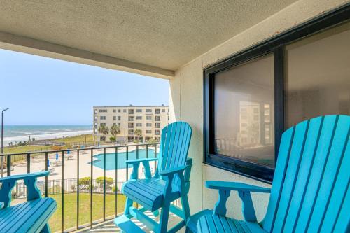 Salter Path House | 'The Lookout' Indian Beach Condo w/Pool & Ocean