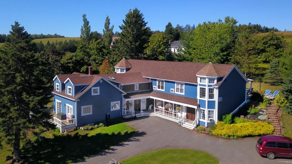 New Glasgow Bed & Breakfast | The Lookout Inn