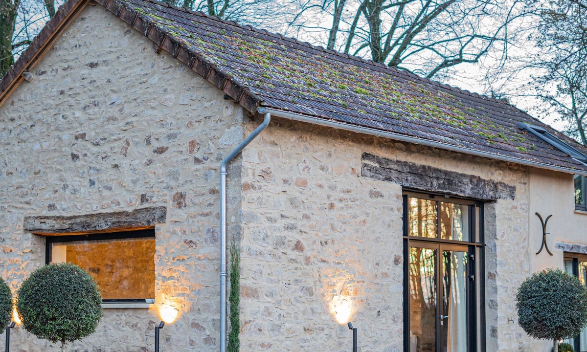 Nexon House | The Louis Aragon Cottage, Exceptional Elegance