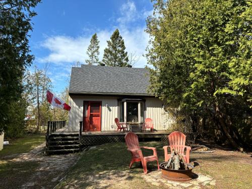 South Bruce Peninsula House | The Louise - Artistic Haven by the Beach