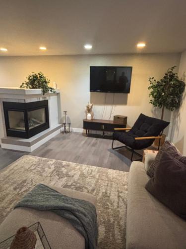 Pueblo House | The Loyola