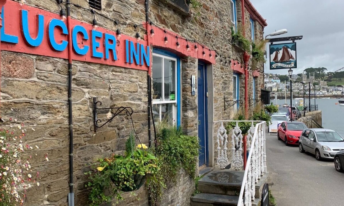 Polruan Bed & Breakfast | The Lugger Inn