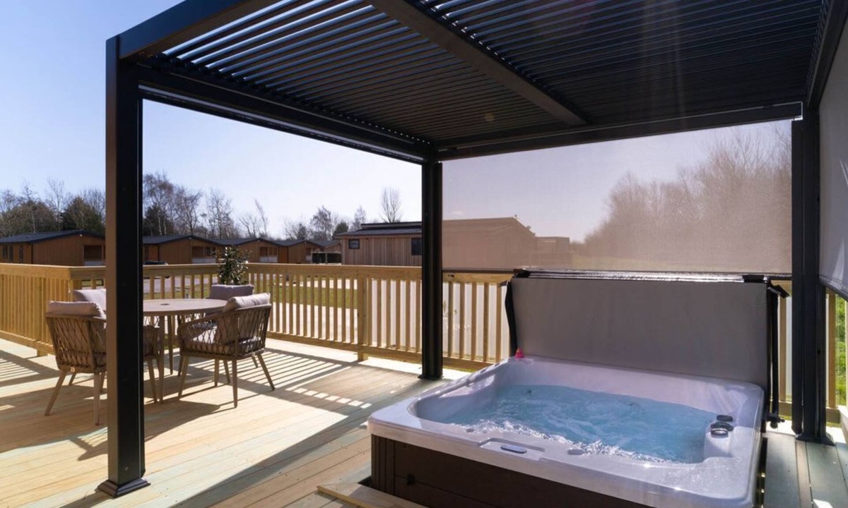 Laceby Cabin | The Luxury Hideaway, Grimsby