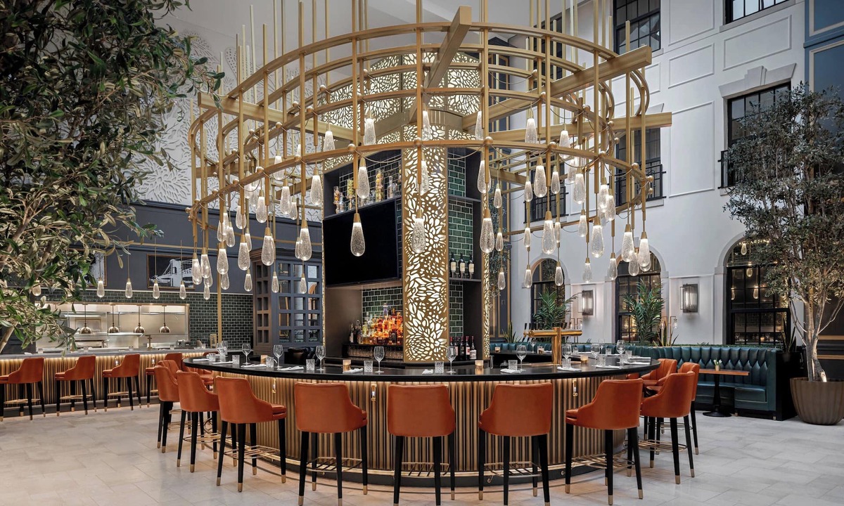 Central Business District Hotel | The Lytle Park Hotel, Autograph Collection