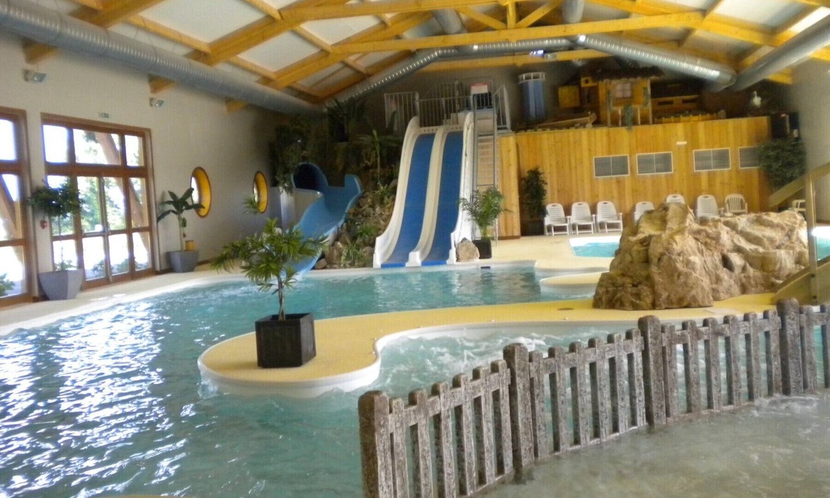 Saint-Quentin-en-Tourmont House | ------ The Muche ------