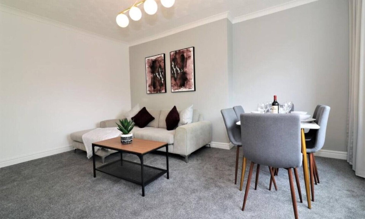 Bellshill Apartment | the Macintosh Lower`