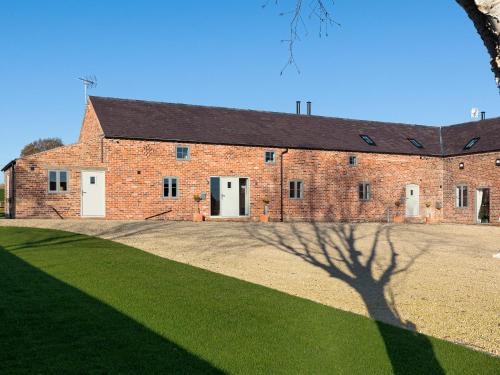 Whitchurch House | The Maddocks - Uk36311