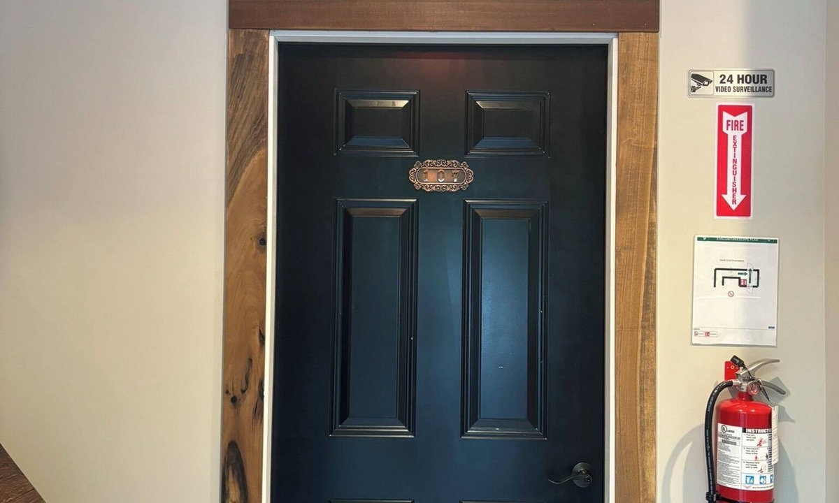 Madison Apartment | The Madison Inn, Est 1925 Historic suite 107
