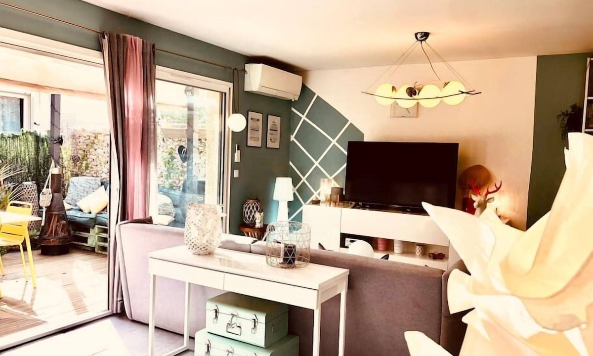 Collias Villa | The magnificent getaway villa with pool