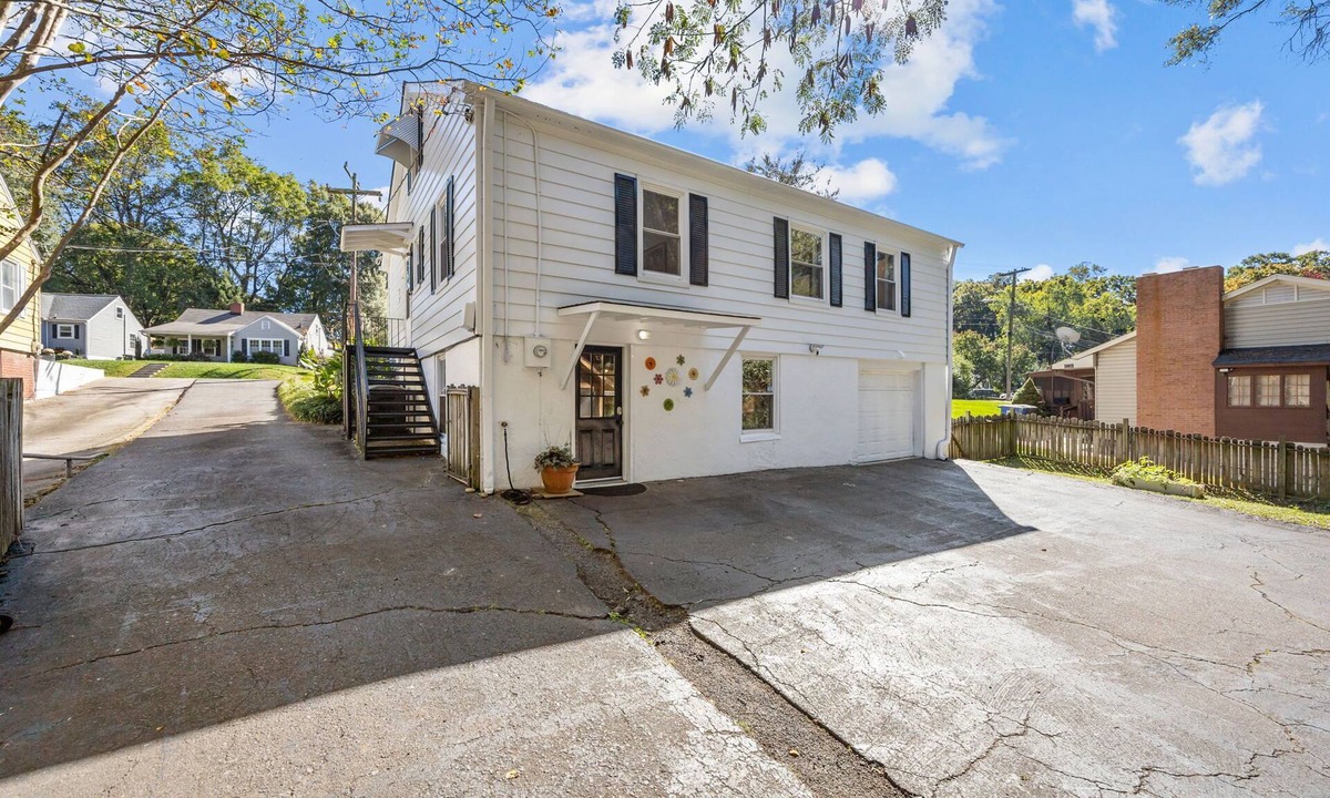 Winston - Salem House | The Magnolia Studio