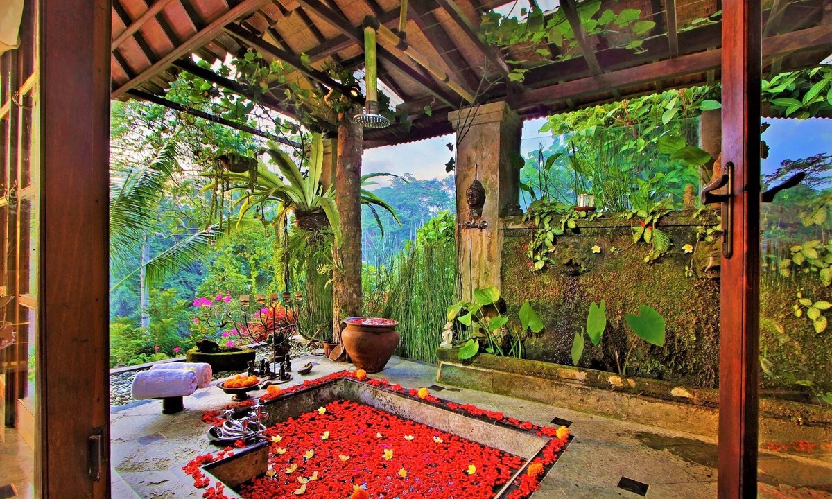 Melayang Villa | The Mahogany Villa