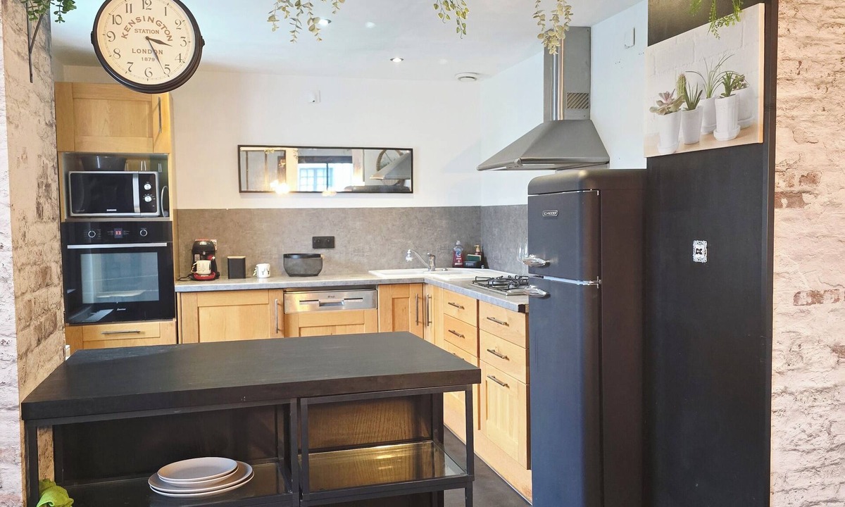 Arelaune-en-Seine House | The Maison du bord de Seine is just a few minutes' walk from the Seine!