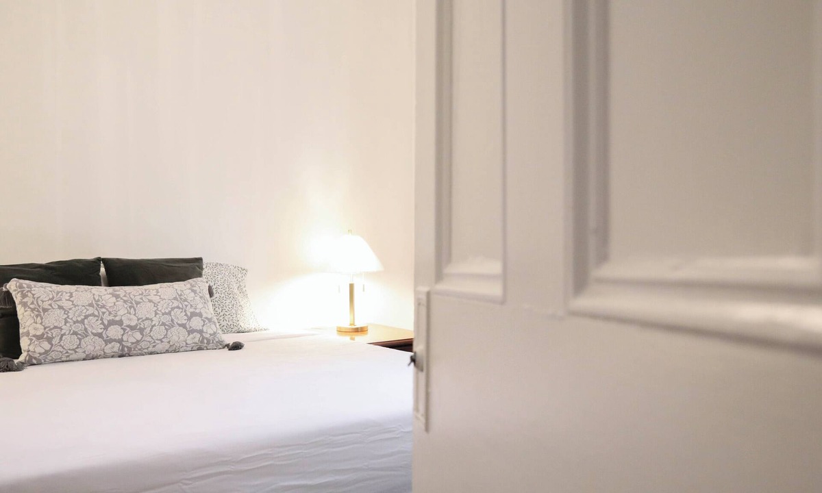 Peterborough Apartment | The Maison Suite Centrally Located