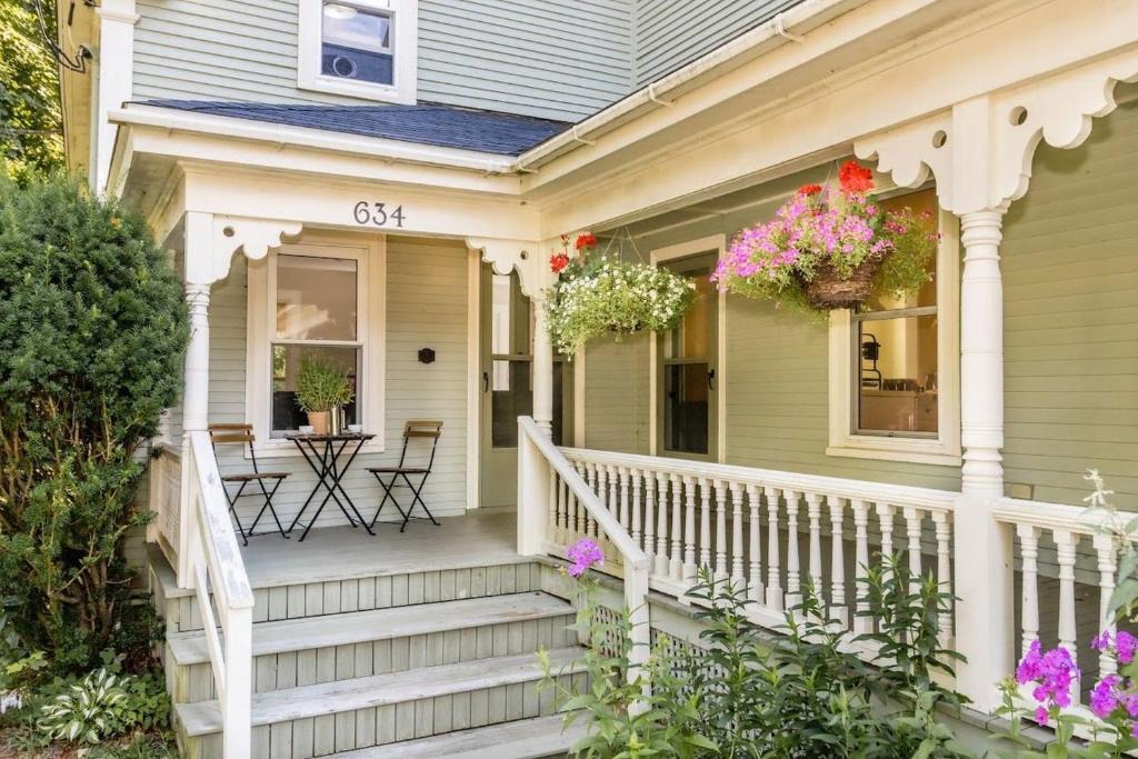 Annapolis Royal Bed & Breakfast | The Maisonette by Corbitt Hospitality