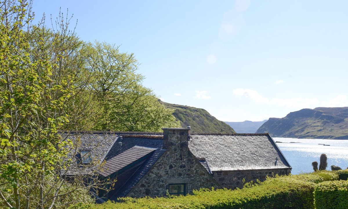 Achachork House | The Malthouse, Portree