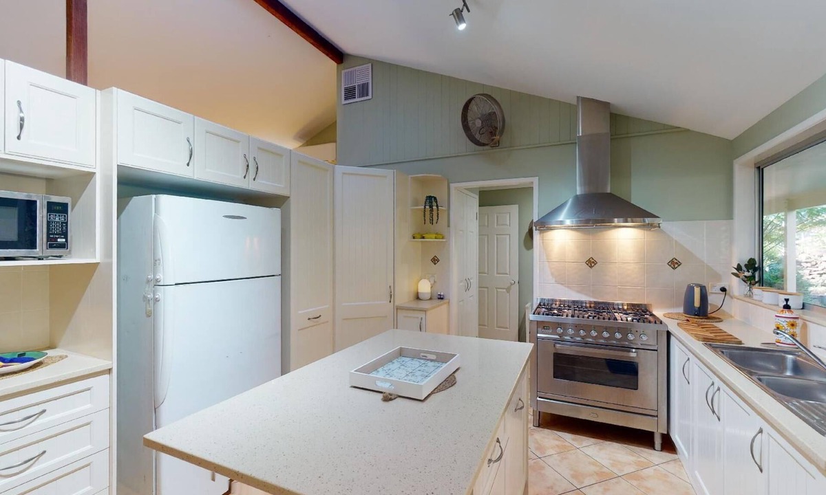 Moorina House | The Manor!