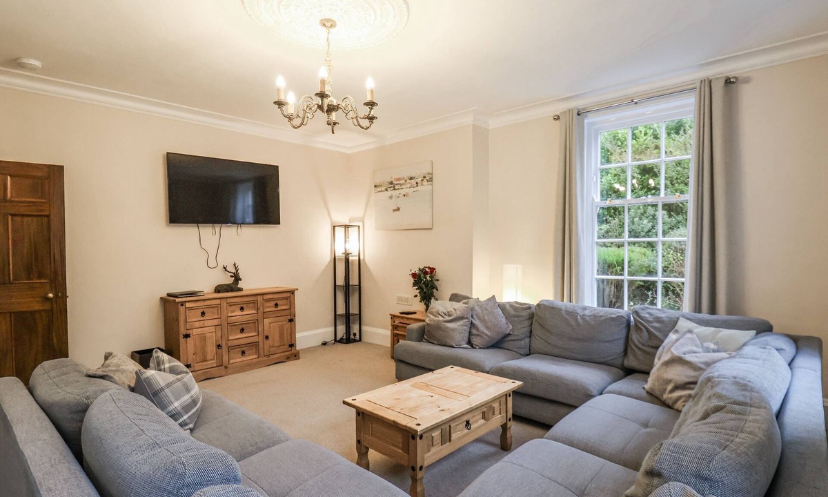 South Cliff Cottage | The Manor House