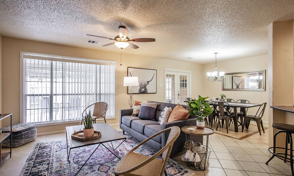 Heatherwilde House | The Manor in north Austin